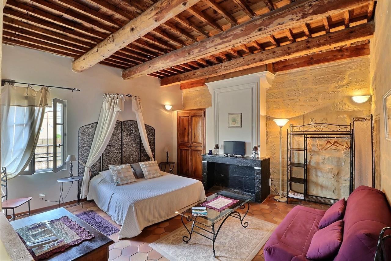 Вілла Bastide De La Treille Montaren-et-Saint-Mediers Екстер'єр фото