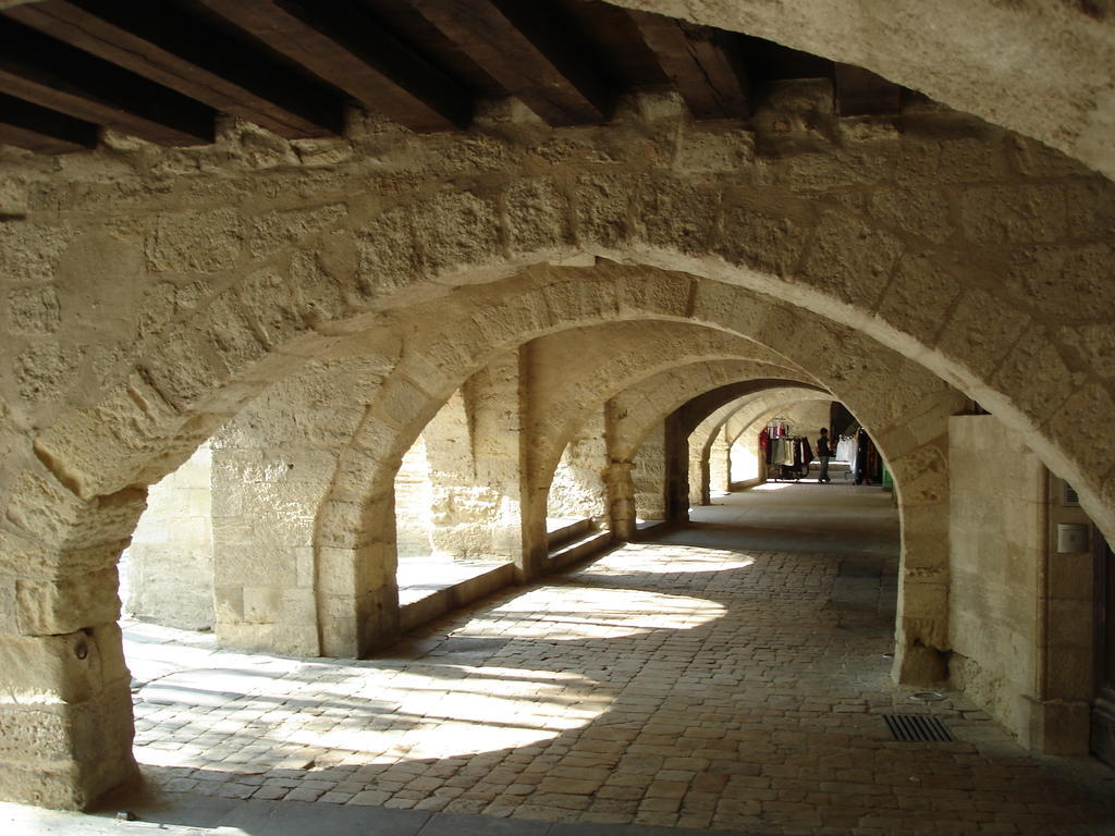 Вілла Bastide De La Treille Montaren-et-Saint-Mediers Номер фото