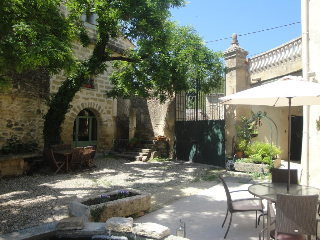 Вілла Bastide De La Treille Montaren-et-Saint-Mediers Номер фото